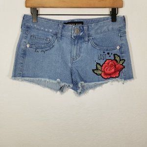 Women’s missy Denim tie dye short.